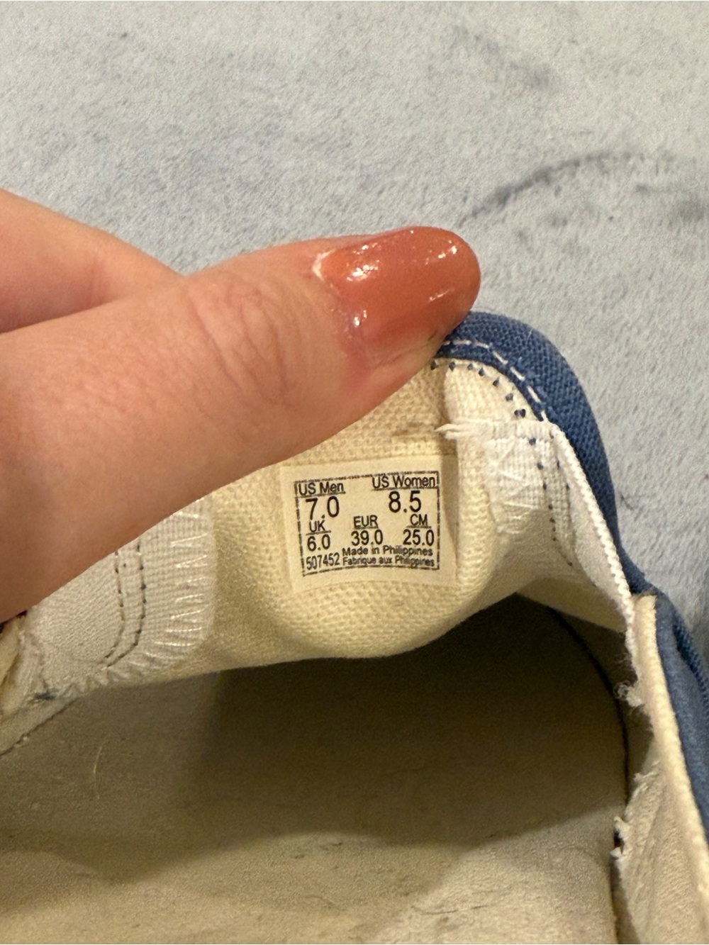 Vans slip-on shoes in blue. NWT - Picture 6 of 6